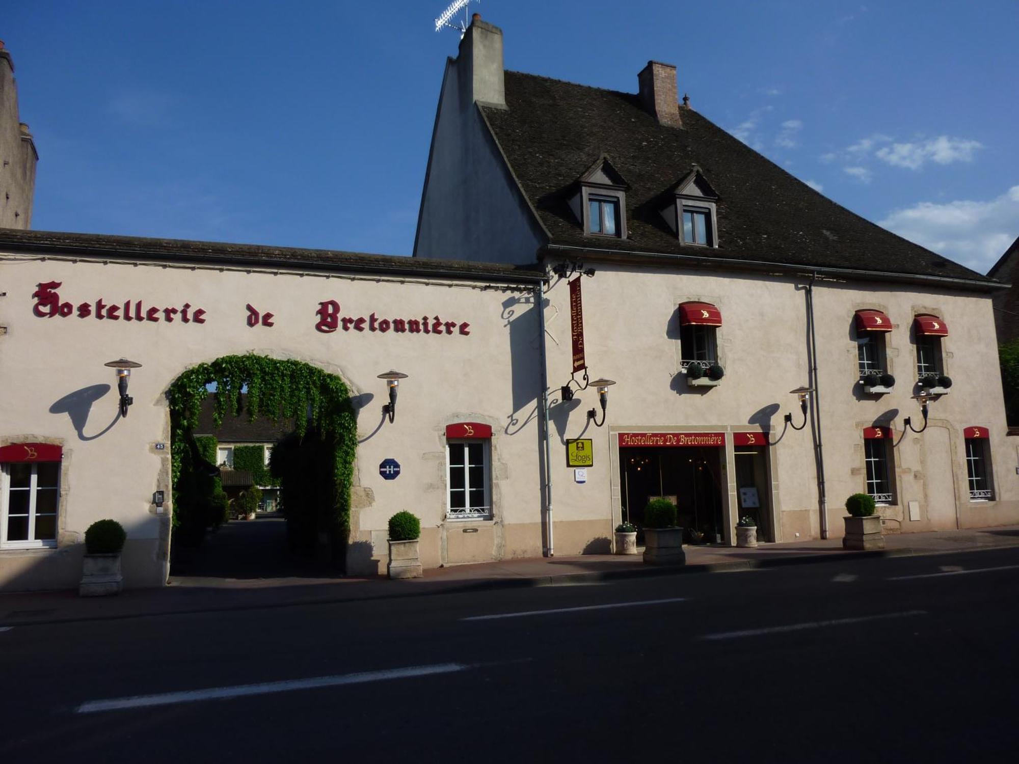 Hostellerie De Bretonniere - Groupe Logis Hotels Бон Экстерьер фото