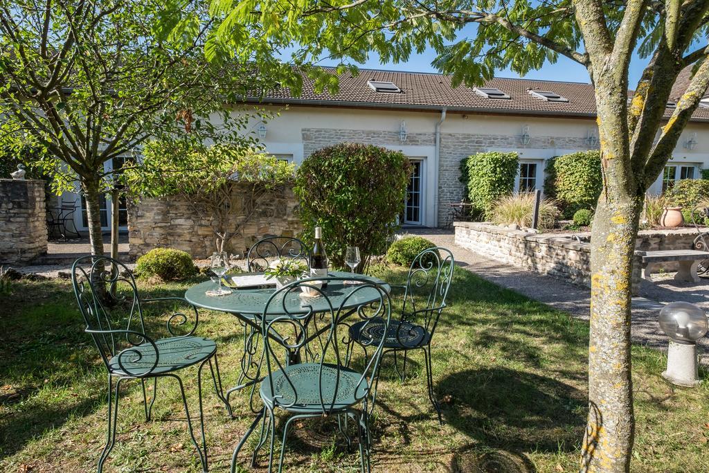 Hostellerie De Bretonniere - Groupe Logis Hotels Бон Экстерьер фото