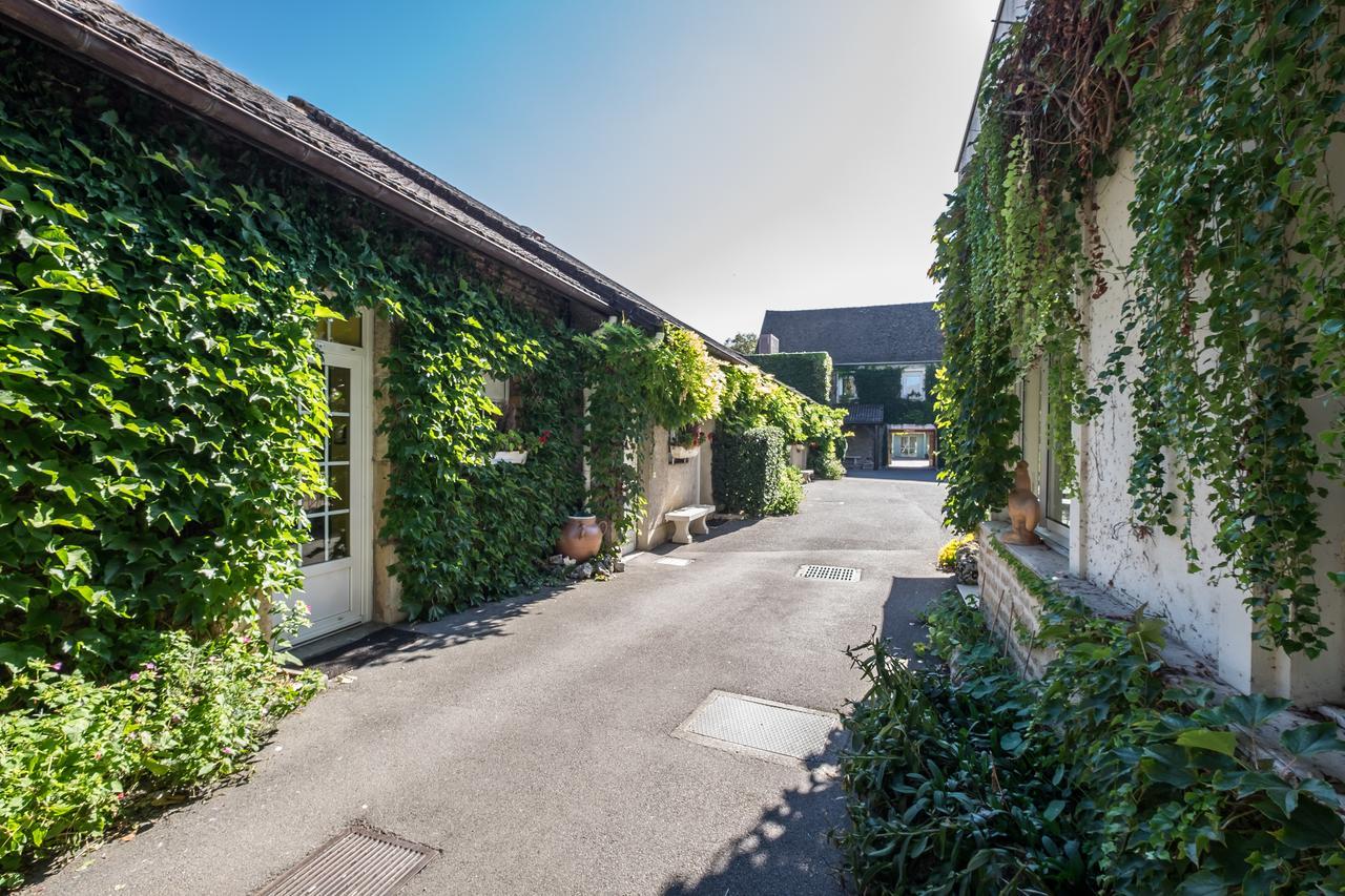 Hostellerie De Bretonniere - Groupe Logis Hotels Бон Экстерьер фото