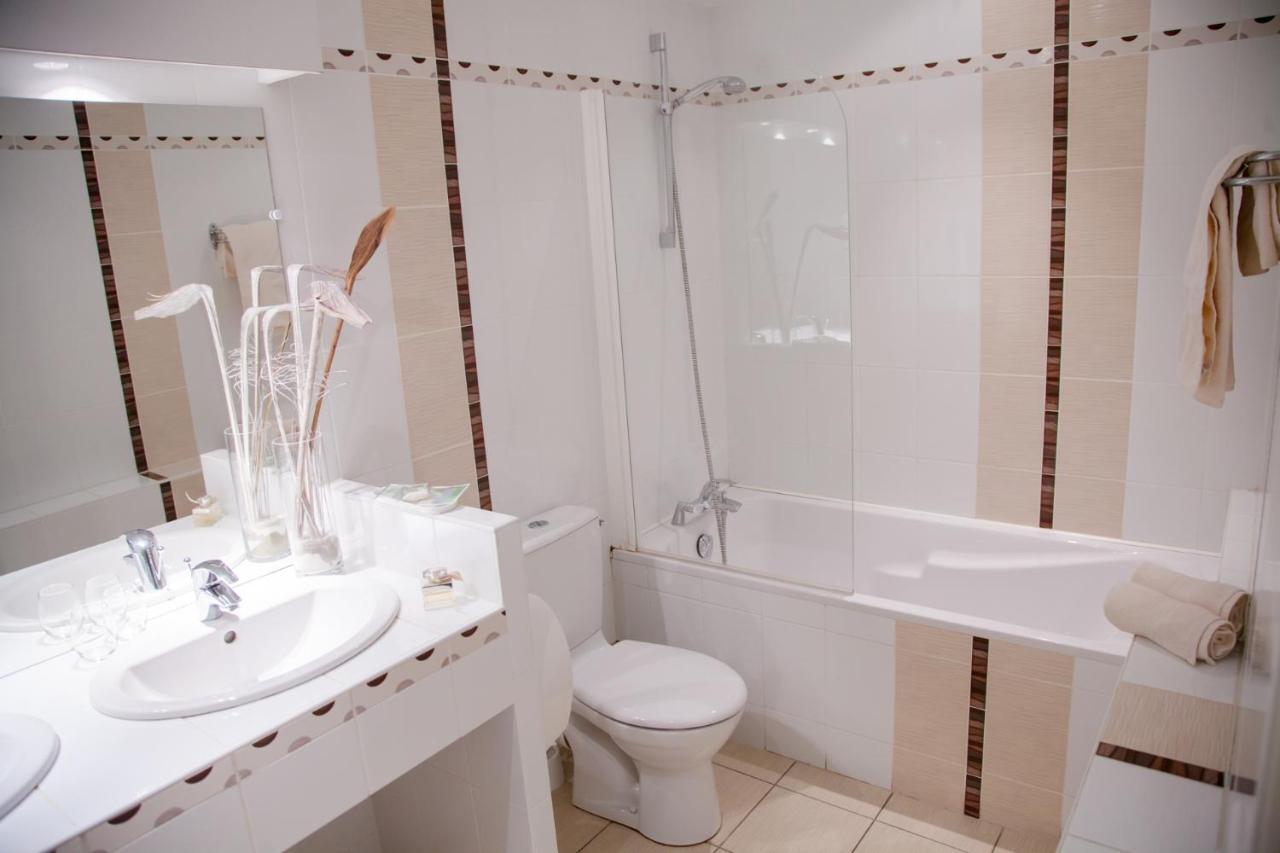 Hostellerie De Bretonniere - Groupe Logis Hotels Бон Экстерьер фото
