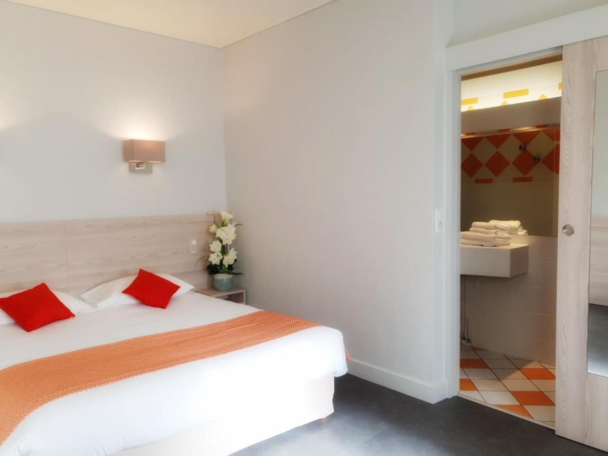Hostellerie De Bretonniere - Groupe Logis Hotels Бон Экстерьер фото